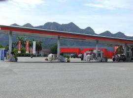 HOTEL LA TATA III，位于Guamo的酒店