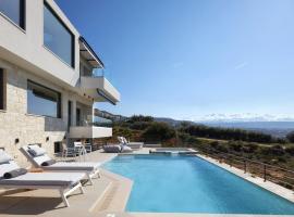 Pachnes Luxury Apartments - Heated Pool, Sea View，位于考瑙皮迪亚纳的度假短租房