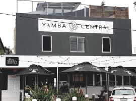 Yamba Central，位于扬巴的酒店
