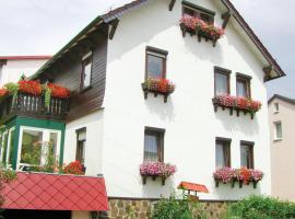 Amazing Apartment In Waltershausen-fischb, With Wifi，位于瓦尔特尔斯豪森的带停车场的酒店