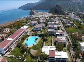 Menichetta bilo 5 posti con piscina gratuita dall'11 Luglio al 31 Agosto