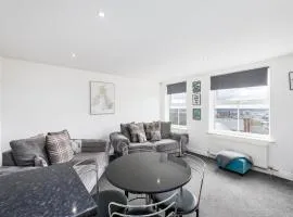 City Centre Charming 2 Bed Apartment-Snugstaff