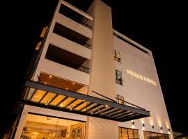 Prado Hotel，位于安帕鲁的酒店