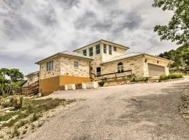 Ladera Wimberley Estate on 13 Acres with Hot Tub