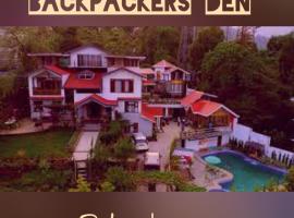 Backpackers Den (TRC)，位于甘托克隆德寺附近的酒店