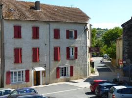 Hôtel Restaurant des Voyageurs，位于Nant的酒店