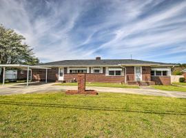 Charming Aiken Vacation Rental 2 Mi to Dtwn!