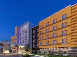 Fairfield Inn & Suites Houston Memorial City Area，位于休斯顿西斯科公司附近的酒店