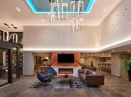 Fairfield Inn by Marriott Montreal Downtown，位于蒙特利尔的酒店