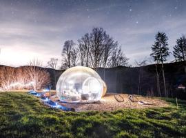 Bubble Tent Gutach- Schlafen unterm Sternenhimmel，位于Gutach im Breisgau的豪华帐篷营地