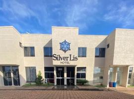 Silver Lis Hotel，位于Acailandia的酒店