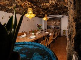 Geko Hotels，位于Los Llanillos的酒店