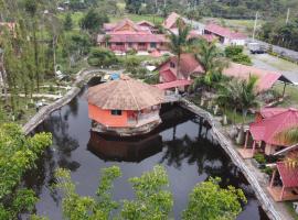 Cabañas Mountain River Lake Inn，位于Nueva California的酒店