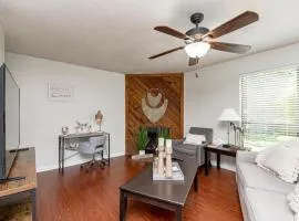 Affordable Comfortable Getaway near LSU