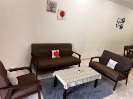 SunnyDay Homestay -Batu Pahat Town，位于峇株巴辖的酒店