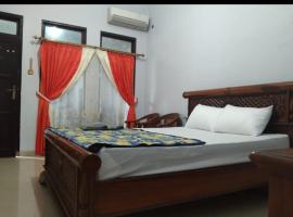 Alam Ketaron Homestay muntilan，位于Keptekan的酒店