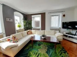 Schöne Altbauwohnung auf dem Land