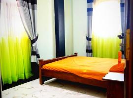 Hotel sun cafe，位于Udappuwa North的酒店