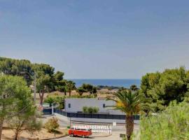 Très bel appartement Climatisé Terrasse et Vue Mer，位于邦多勒的海滩短租房