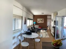 Penthouse stan 80m2, terasa 36m2, garaža... centar Banja Luke - gradski park