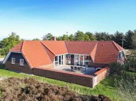 Lovely Home In Fanø With Kitchen