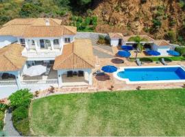 Villa Mirador de Valtocado，位于米哈斯的酒店