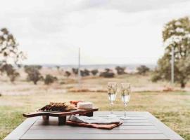 The Oaks Country Getaway，位于Canowindra的酒店
