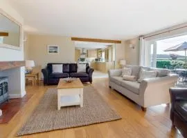 Oak Lodge