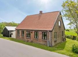 Holiday Home Nevis - 1-5km from the sea in Western Jutland by Interhome