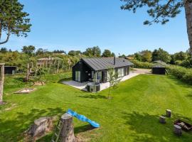 Holiday Home Elso - 600m to the inlet by Interhome，位于斯楚厄的酒店