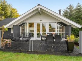 Holiday Home Aenne - 500m to the inlet in The Liim Fiord by Interhome，位于Løgstør的海滩短租房