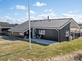Holiday Home Caro - 650m from the sea in NW Jutland by Interhome