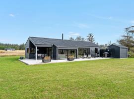 Holiday Home Talitha - 1-5km from the sea in NW Jutland by Interhome，位于约灵的度假屋