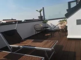 PENTHOUSE Griemann 2 für max 4 Personen mit eigener großer Dachterrasse zum Relaxen!