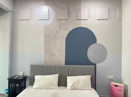 MR Homestay HotelStyle Room Teluk Intan，位于安顺的酒店