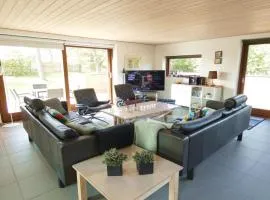 Holiday Home Martje - 900m from the sea by Interhome