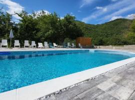 M&M Bazen resort Goražde，位于Goražde的酒店