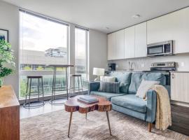 S Lake Union 1BR w Gym WD Space Needle view SEA-164