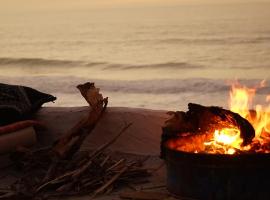 AJARIF ⴰⵊⴰⵔⵉⴼ - Fisherman cabin