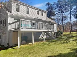 209 Indian Hill Road Chatham Cape Cod - Perfectly Content，位于West Chatham的酒店