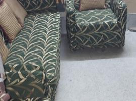 Shri Bankey Bihari Yatri Niwas Homestay，位于范兰德凡的酒店