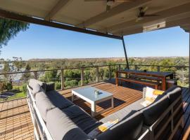 Executive House - Aruma，位于Walker Flat的酒店