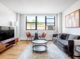 Boston 1BR w WD steps from Carson M St Beach BOS-399，位于波士顿的酒店