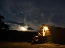 Aubin Sky Lodging at the YL Ranch，位于Savery的别墅