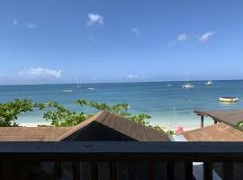 Family Comfort in Jamaica - Enjoy 7 miles of White Sand Beach! villa