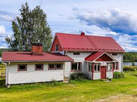 Lappish Summerhouse by the River，位于Kiemunkivaara的度假屋