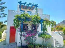 SKYROS BnB, Captain's House