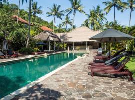 Villa 7, Secret Garden, Kerandangan, near Senggigi，位于马塔兰的酒店