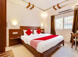OYO Hotel Resida Elite Service Apartments Near Manipal hospital，位于班加罗尔Indiranagar的酒店