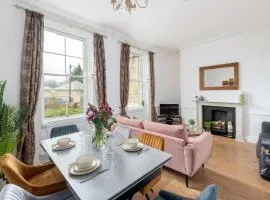 Garden maisonette in Bath city centre